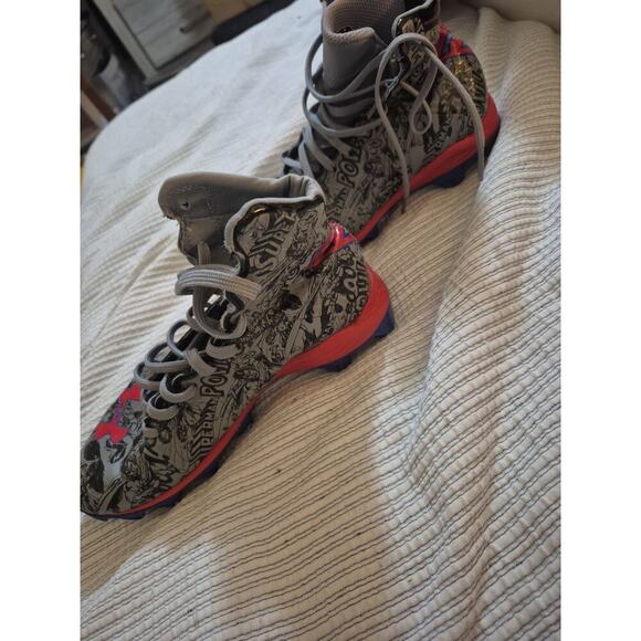 Under Armour Superman Highlight Football Cleats 4.5Y EUC - Picture 3 of 8